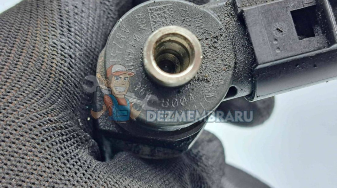 Injector Volkswagen Touran (1T3) [Fabr 2010-2015] 03L130277J 2.0 TDI CFHC 103KW / 140CP