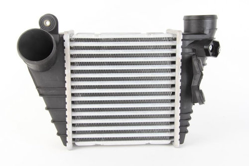 Intercooler, compresor VW BORA Combi (1J6) (1999 - 2005) VAN WEZEL 58004200 piesa NOUA