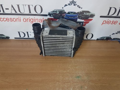 Intercooler dreapta 8e0145806q audi a4 b7 2.0 tdi brd 170 cai