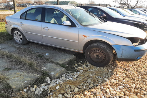 Intercooler Ford Mondeo 3 [2000 - 2003] Sedan 2.0 TD MT (115 hp)