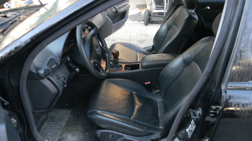 Interior Complet Mercedes-Benz C-CLASS (W203) 2000 - 2007 Motorina