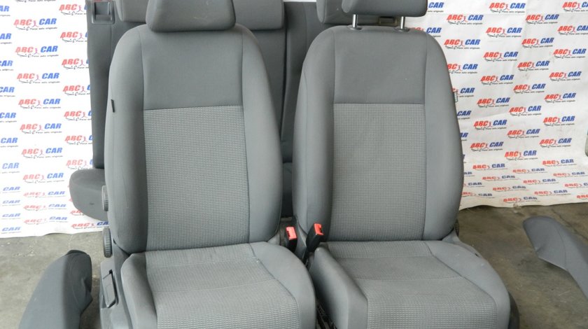 Interior din material VW Golf 5 variant