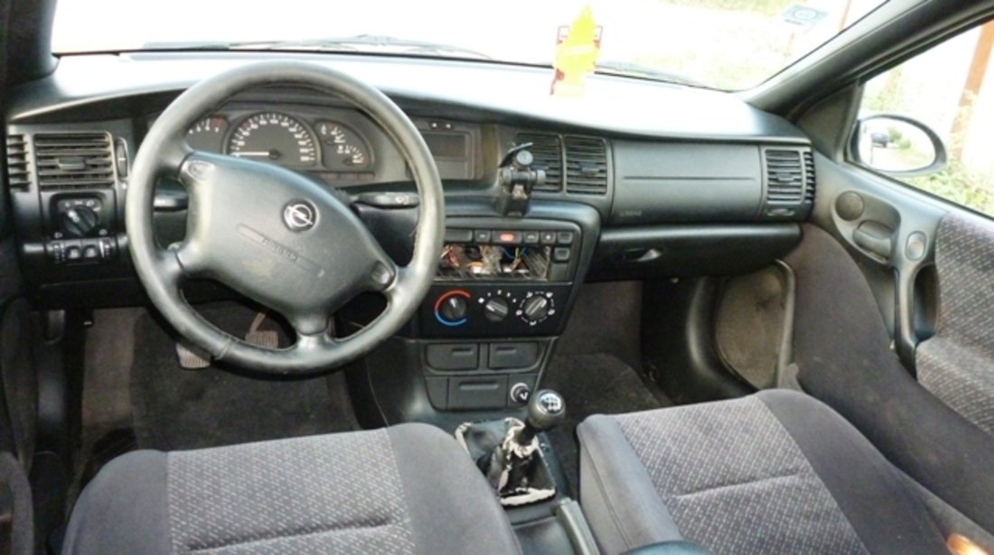 Interior Opel Vectra B #1652193