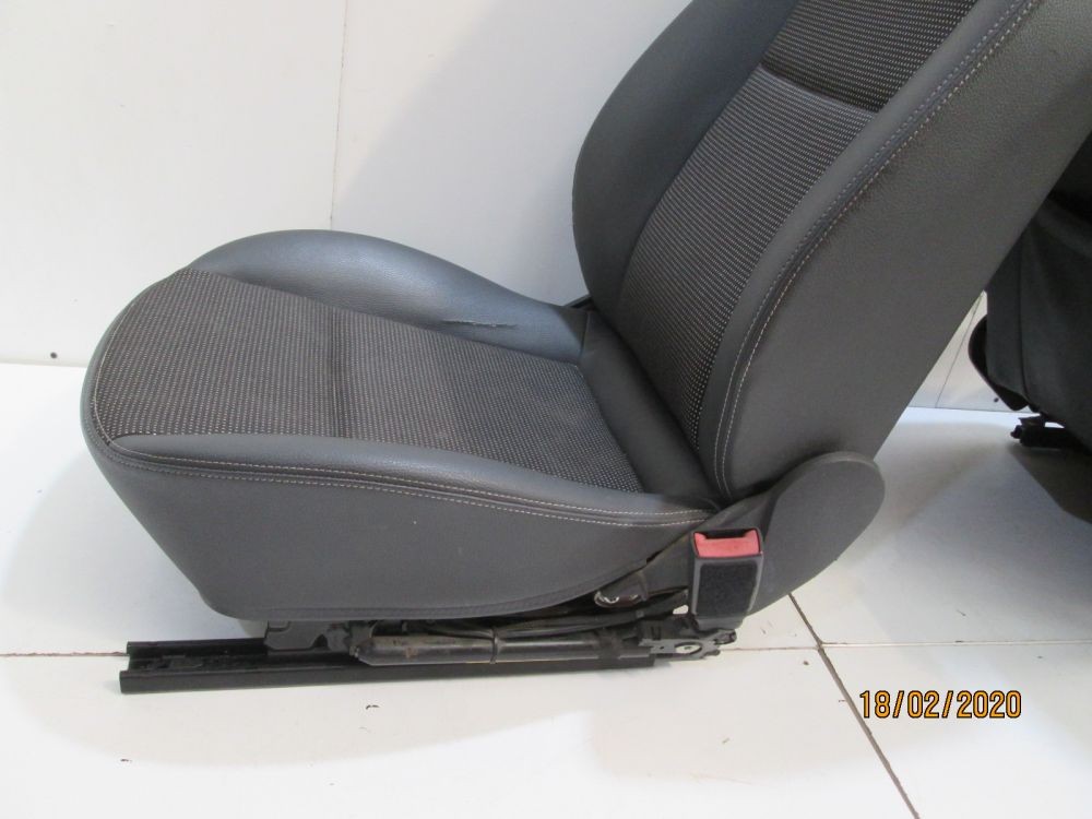 Interior piele Opel Astra H Berlina an 2004 2005 2006 2007 2008 2009 2010  #58601871