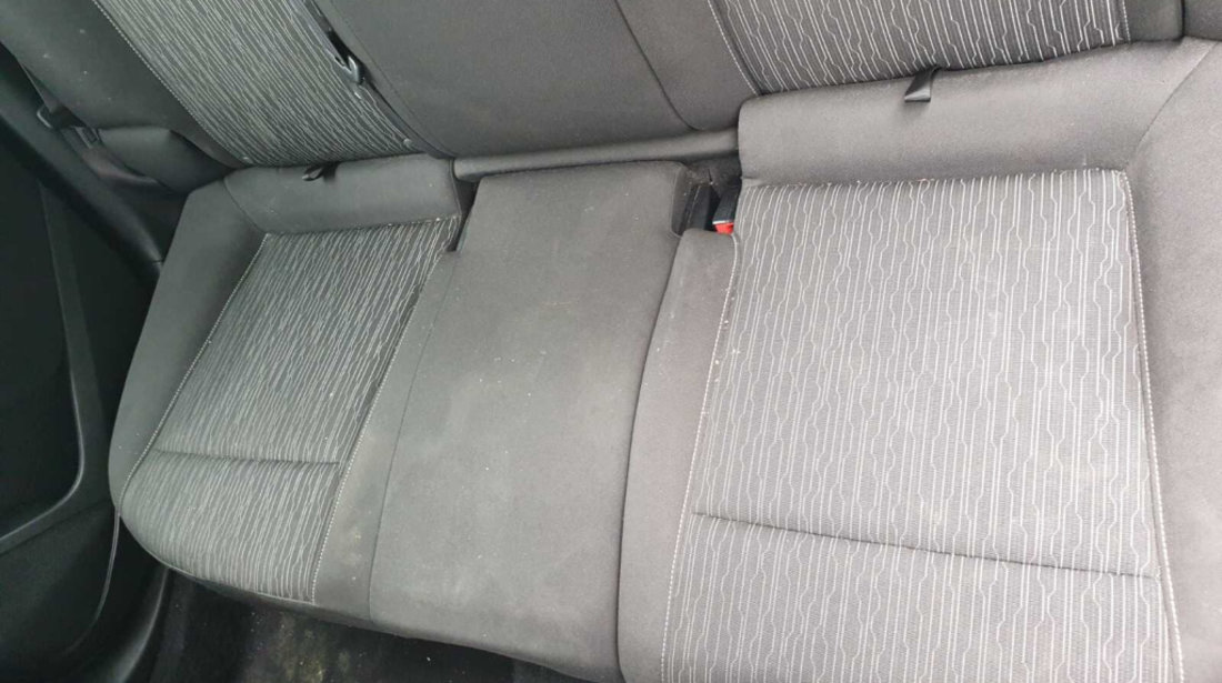 Interior Textil Fara Incalzire Scaune Fata Stanga Dreapta Bancheta Sezut cu Spatar Opel Astra J Break Caravan 2009 - 2016 [C7218]