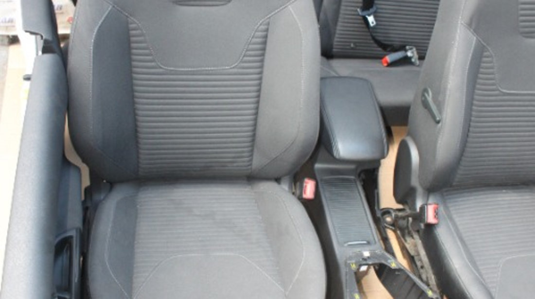 Interior textil Ford Focus 3 facelift combi 2013-2018