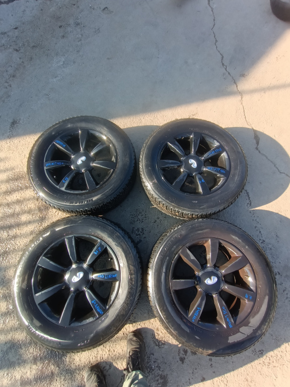 Janta Aliaj Set R18,5x114.3,Anvelope Iarna,Anvelope Stare Buna Infiniti S50 (FX35, FX45) 2003 - 2008 Benzina