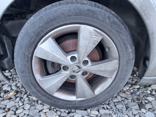 Jante 17 Skoda Superb 3 2017, 215/55R17