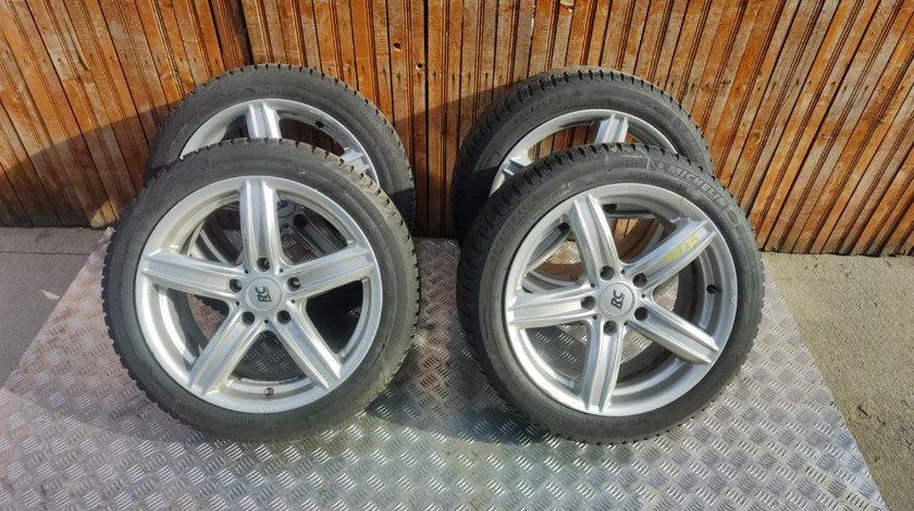 Jante aliaj cu anvelope M+S 5x120 225 / 45 R17 BMW