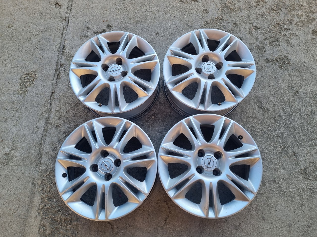 Jante OPEL corsa,astra,vectra,combo 4x100 pe 16