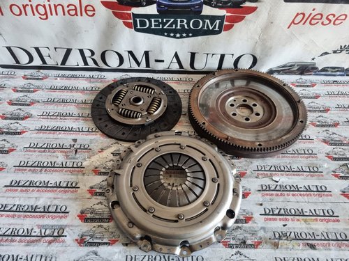 Kit ambreiaj complet (km putini) Audi A1 8X 1.4 TDI 90cp coduri : 702098 / 702123 / 702730