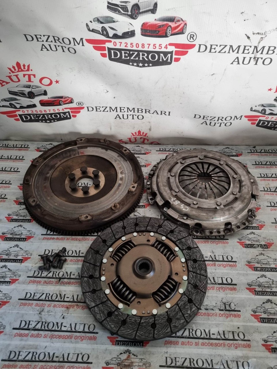 Kit ambreiaj Peugeot 207 1.6 HDi 90cp coduri : 3082634130 / 1878634130