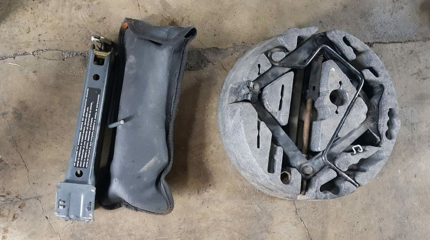 Kit pana cric cheie roata rezerva Opel Astra Corsa Zafira Meriva