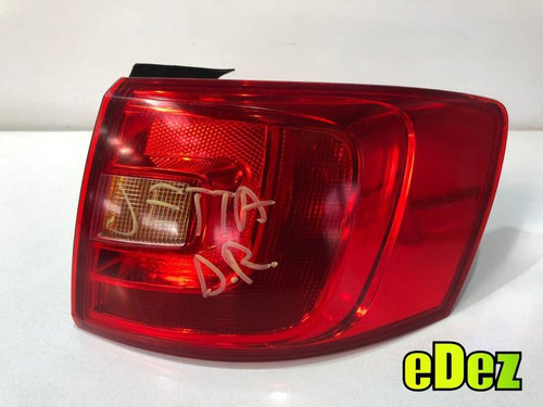 Lampa spate dreapta aripa Volkswagen Jetta 4 (1998-2005)