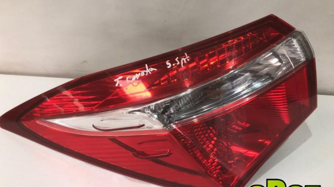 Lampa spate stanga aripa Toyota Corolla (2012-2018)