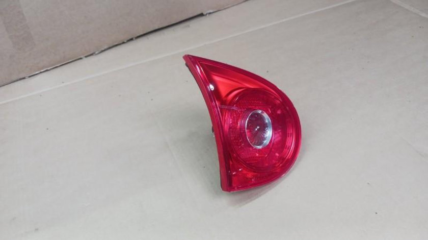 Lampa spate stanga Volkswagen Golf 5 (2004-2009)