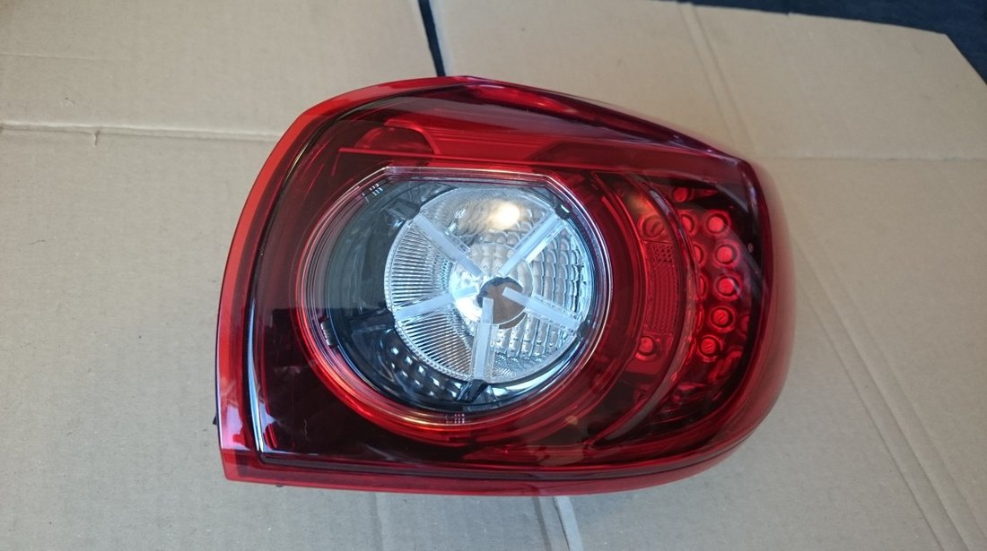 Lampa Stop dreapta Mazda 3 Sedan (2013-2016)