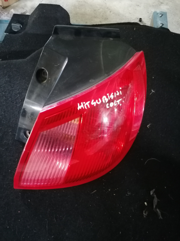 Lampa stop dreapta Mitsubishi Colt 2007