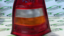 Lampa stop dreapta pe aripa Mercedes-Benz A-Class ...