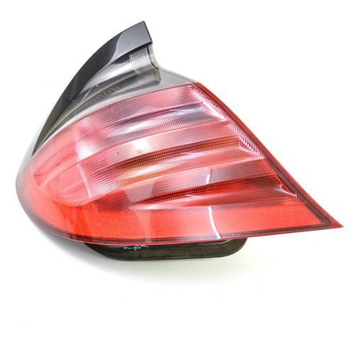 Lampa Stop Spate / Tripla Caroserie,dreapta Mercedes-Benz C-CLASS (W203) 2000 - 2007 A2038200264, A ...