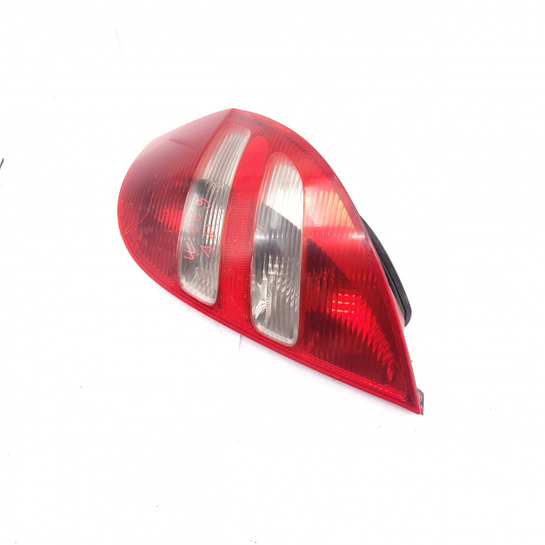 Lampa Stop Spate / Tripla Caroserie,dreapta Mercedes-Benz A-CLASS (W169) 2004 - 2012 3330R