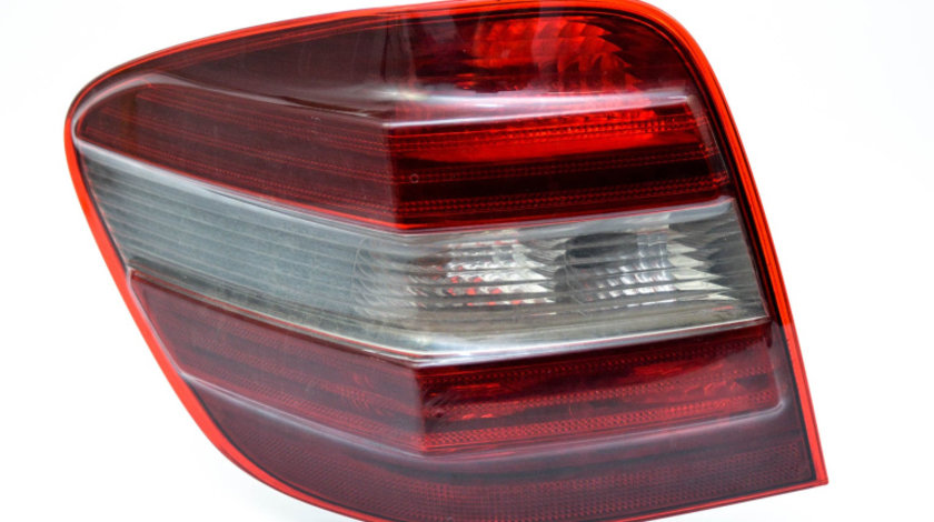 Lampa Stop Spate / Tripla Mercedes-Benz ML / M-CLASS (W164) 2005 - Prezent Motorina A1648202164, A1648203964, A1649061100