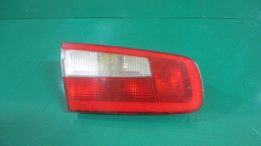 LAMPA / STOP STANGA HAION RENAULT LAGUNA 2 FAB. 2001 - 2007 ⭐⭐⭐⭐⭐