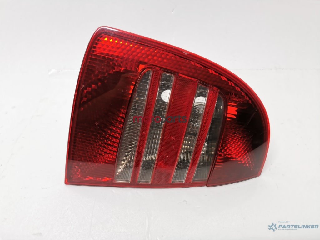 Lampa stop stanga Skoda Superb (3U4) Berlina 2005 1.9 TDI SKODA SUPERB (3U4) [ 2001 - 2008 ] OEM 3U5945095