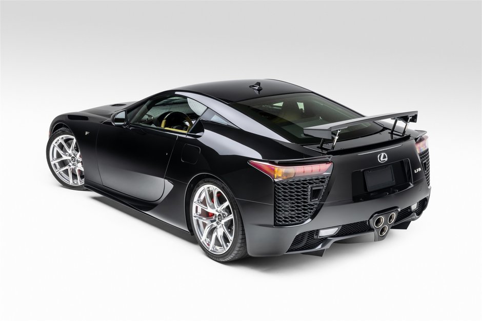 Lexus LFA de vanzare