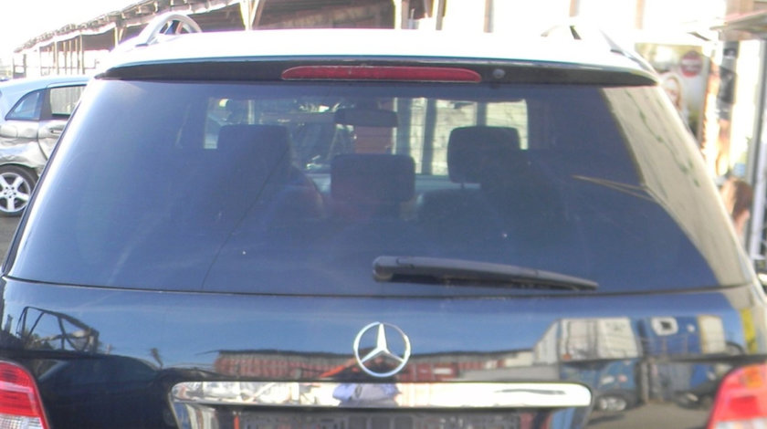 Luneta Mercedes-Benz ML / M-CLASS (W164) 2005 - Prezent A1647401057, A 164 740 10 57