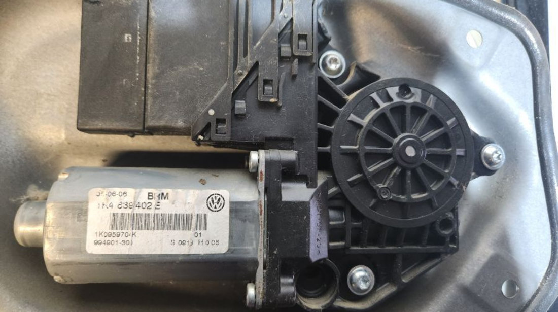 Macara Geam 1k4839462a Dreapta Spate /motoras 1k4839402e /modul1k0959794e Volkswagen GOLF V 1K1 2003