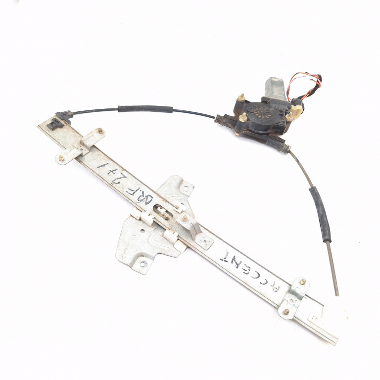 Macara Geam Dreapta,Electrica,fata Hyundai ACCENT 1 (X3) 1994 - 1999 824011E2XX, 82401-1E2XX