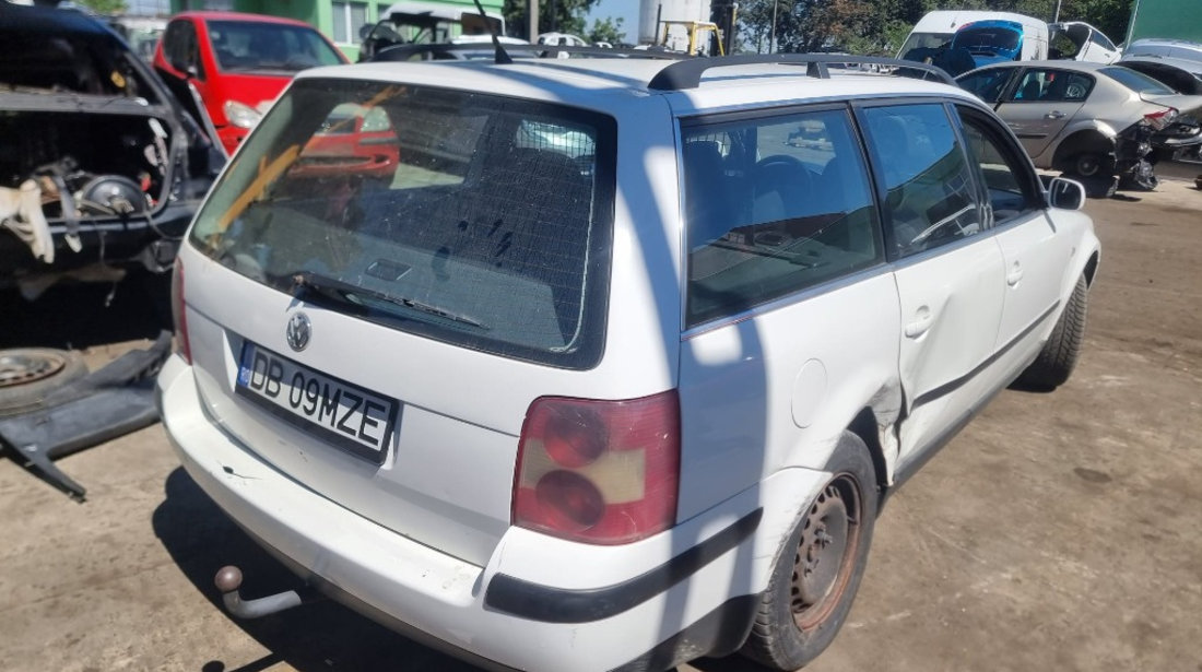 Macara geam dreapta fata Volkswagen Passat B5 2001 break 1.9 tdi AVF