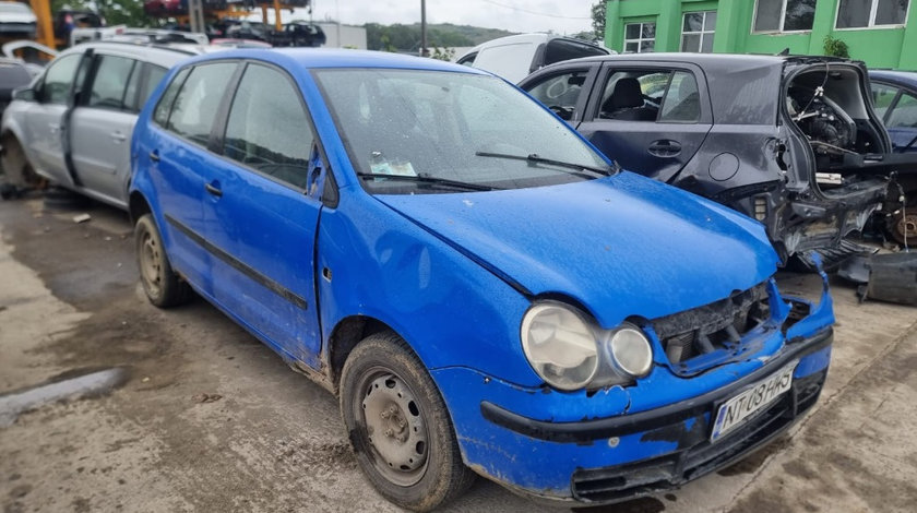 Macara geam dreapta fata Volkswagen Polo 9N 2004 hatchback 1.4 tdi BAY