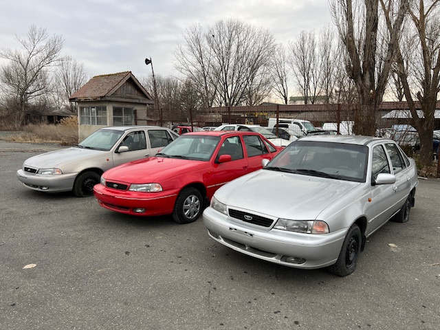 Macara geam stanga fata Daewoo Cielo 1995 BERLINA 1.5 BENZINA