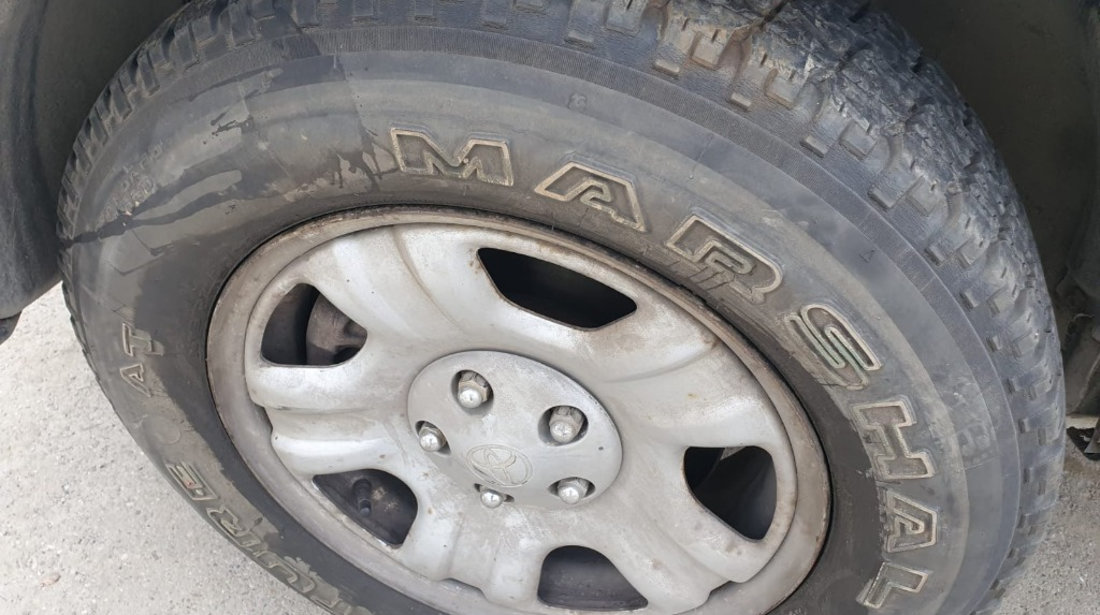 Macara geam stanga spate Toyota RAV 4 1997 4x4 2.0 benzina