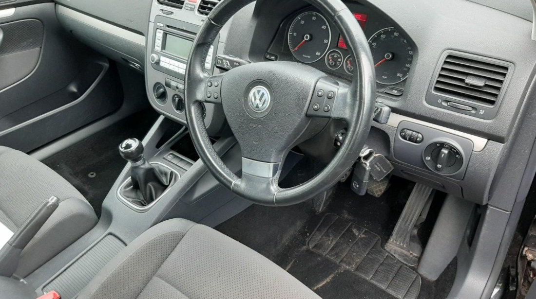 Macara geam stanga spate Volkswagen Golf 5 2008 Hatchback 1.9 TDI