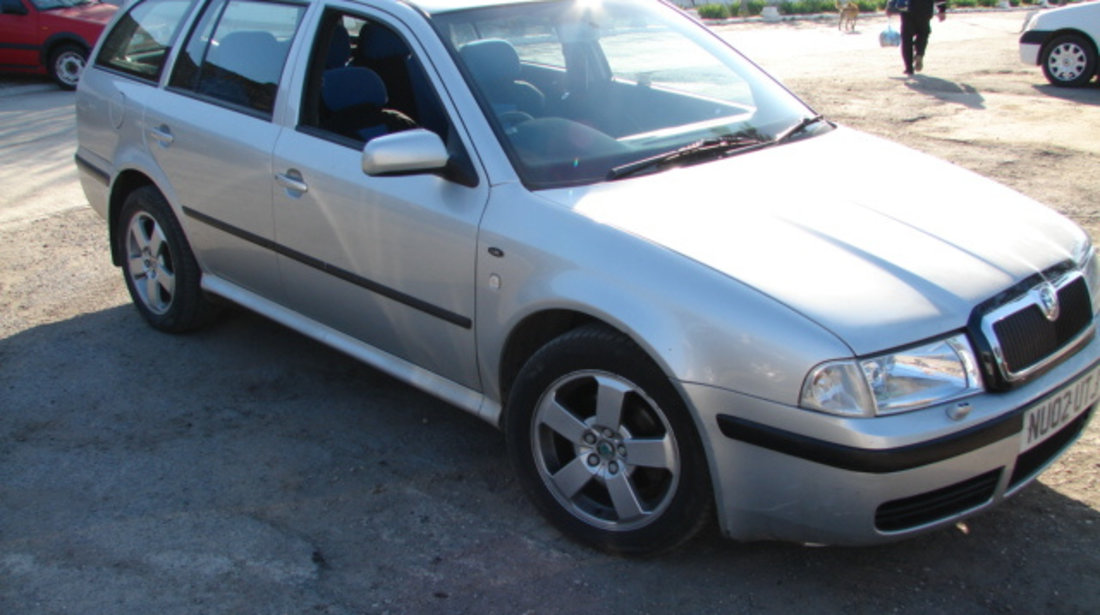 Maner deschidere din exterior usa stanga spate Skoda Octavia [facelift] [2000 - 2010] Combi wagon 5-usi 1.9 TDI MT (110 hp) (1U5)