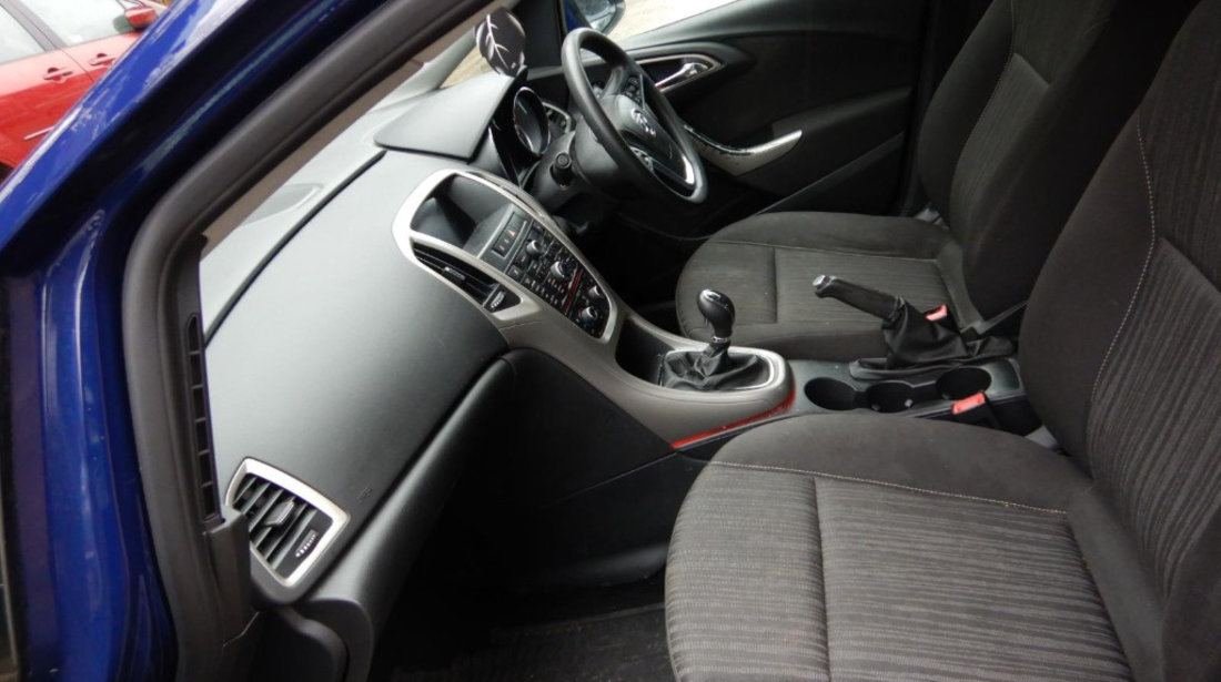 Maner usa stanga spate Opel Astra J 2012 Hatchback 1.7 CDTI DTE