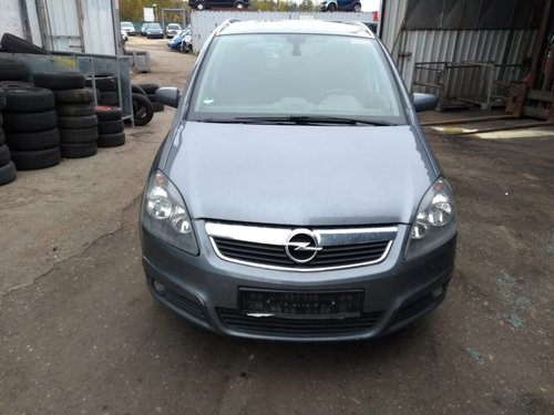 Maner usa stanga spate Opel Zafira 2007 B 1.9 cdti