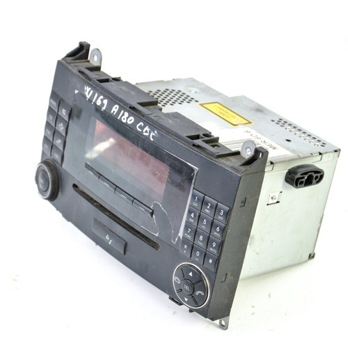 Media Player / Radio / Unitate CD / Casetofon CD Player,Functii Telefonie,Radio Mercedes-Benz A-CLAS...