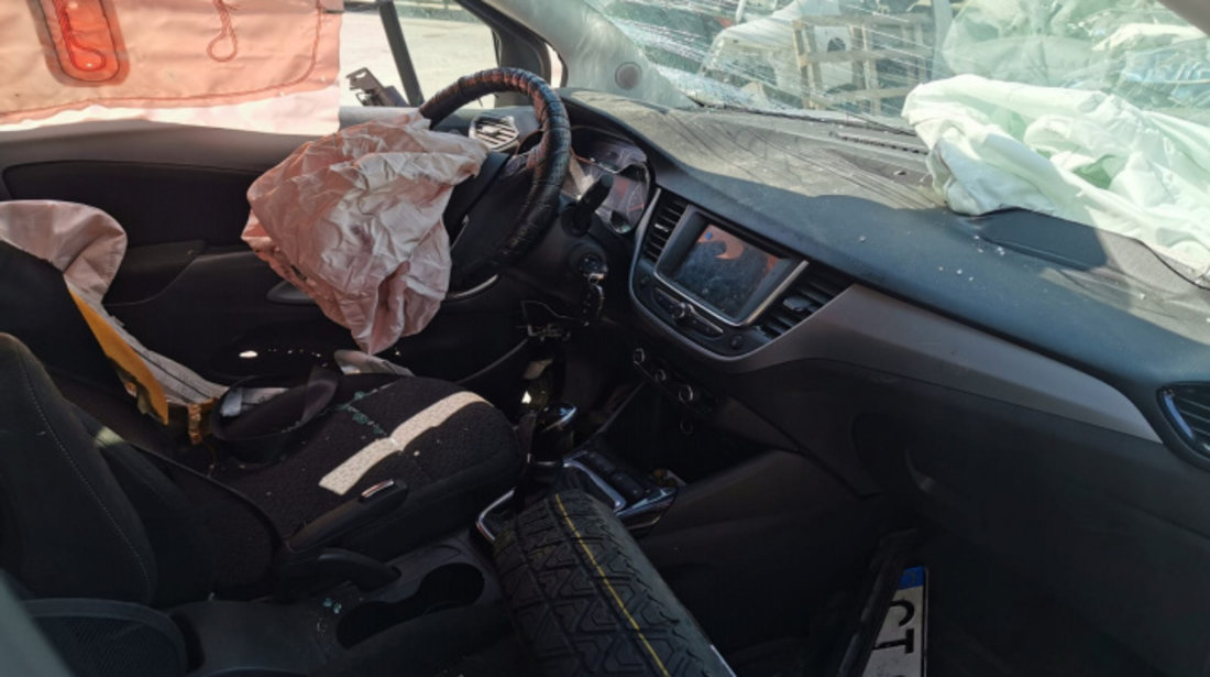 Mocheta podea interior Opel Crossland X 2018 CrossOver 1.2 benzina HN01 (B12XHL)
