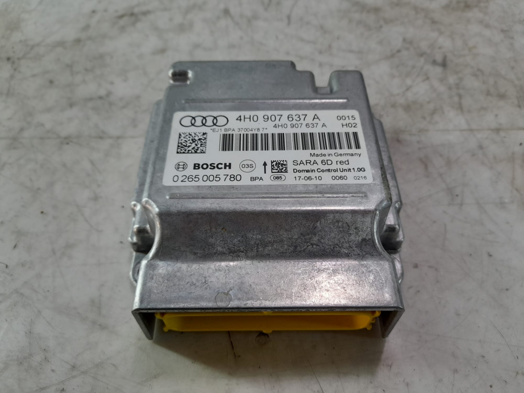 Modul acceleratie 4H0907637A Audi A8 D4/4H [2010 - 2014] 4.2 tdi CDSB