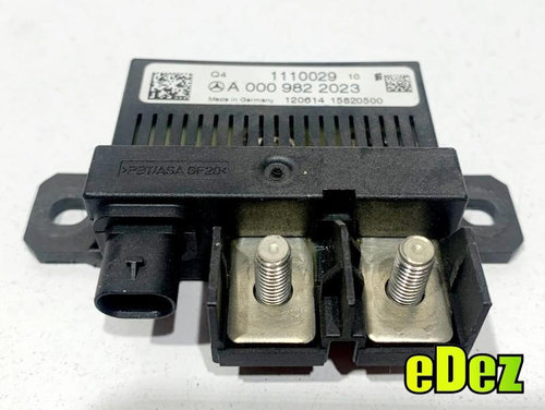 Modul baterie Mercedes C-Class (2015->) [W205] A0009822023