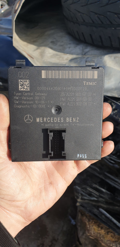 Modul Gateway Mercedes S 350cdi 2011 cod A2219006702