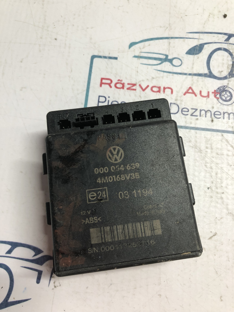 Modul Senzori Parcare Volkswagen Golf 5 2005, 4M0168V3B