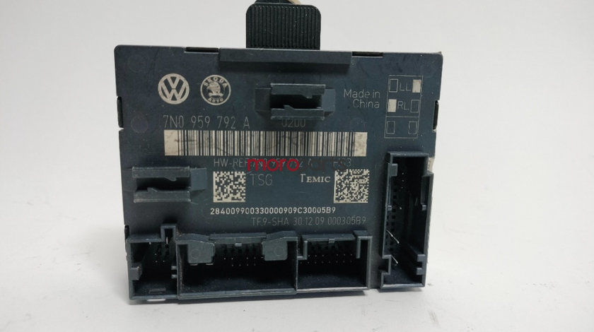 Modul usa dreapta fata Skoda Superb (3T) Combi 2010 2.0 TDI OEM 7N0959792A