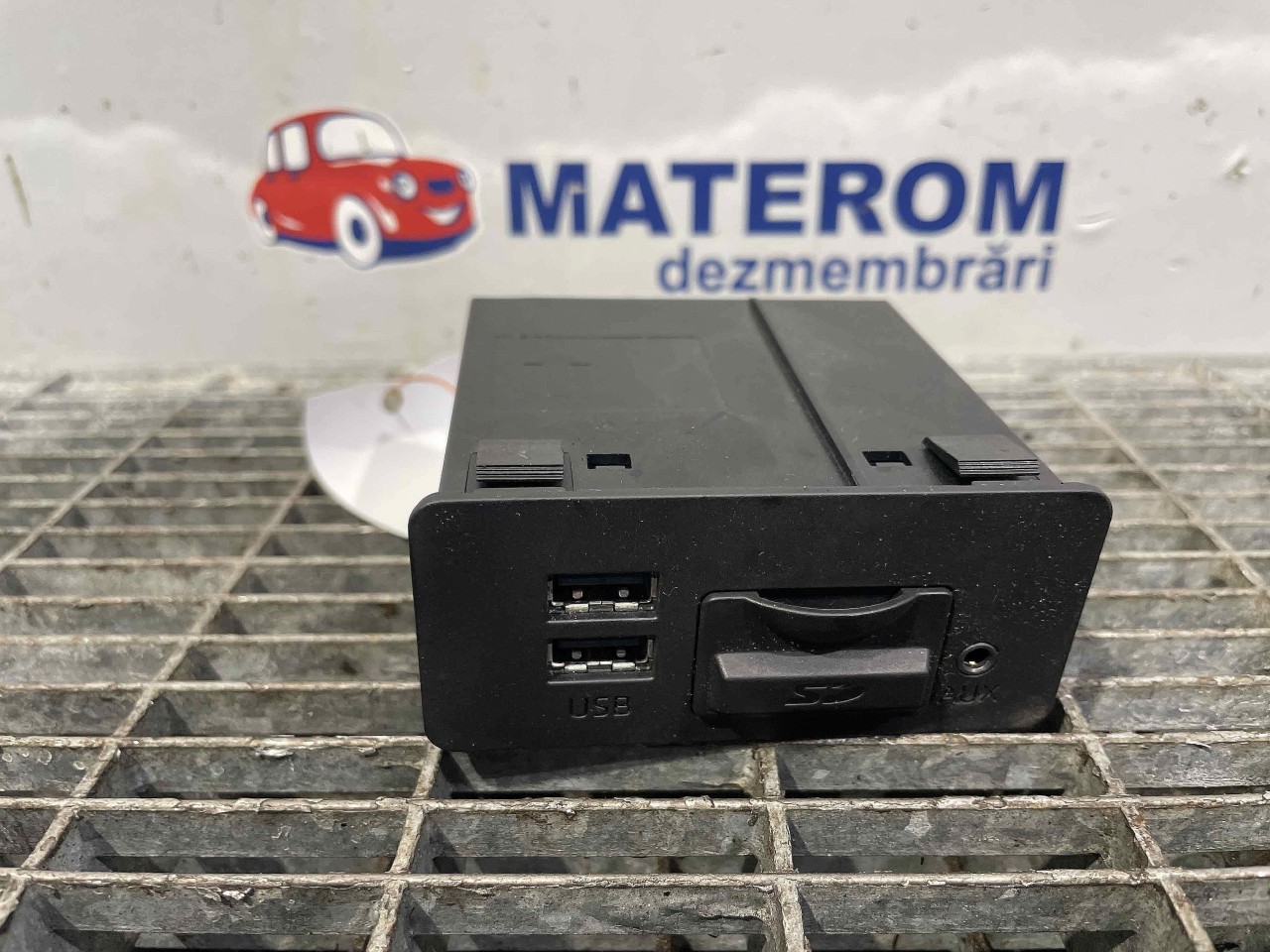 MODUL USB MAZDA 3 3 - (2013 2018)