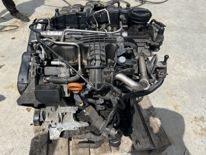 Motor 1.6 tdi CAY Volkswagen VW Touran [2th facelift] [2010 - 2015]