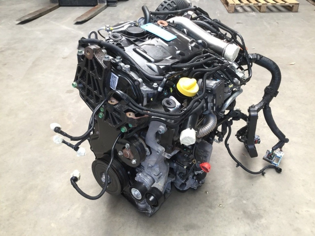 Motor complet Nissan Qashqai 2.0 DCI cod motor M9R an fab. 2007 - 2013